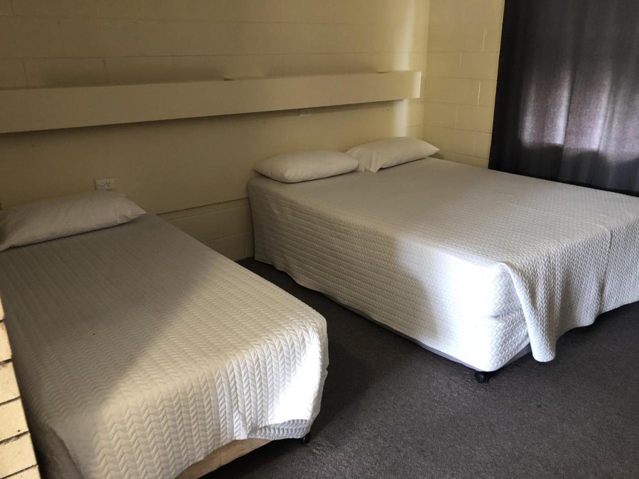 Bororen Hotel Motel מראה חיצוני תמונה